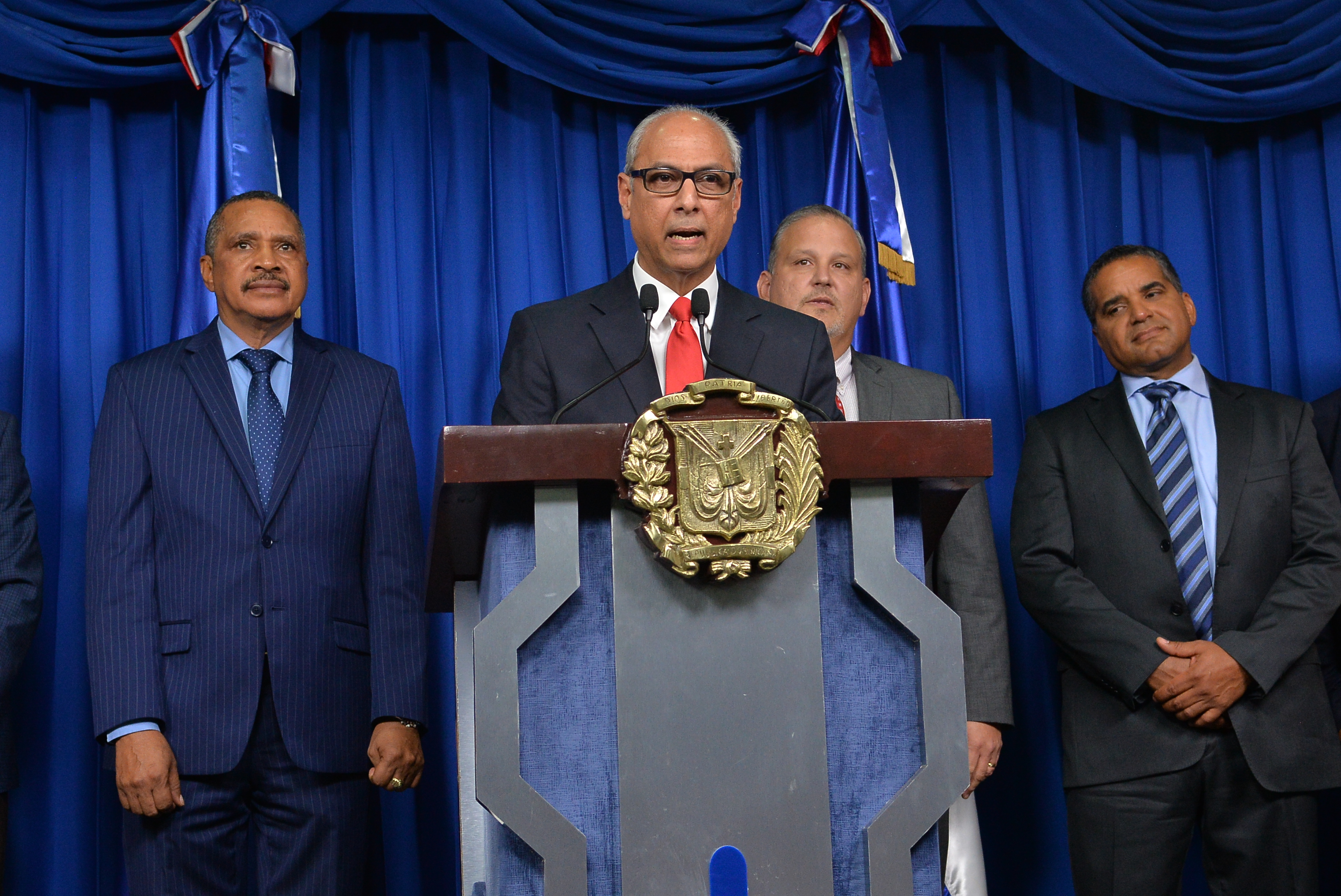 Flavio Darío Espinal, consultor jurídico del Poder Ejecutivo, habla sobre el fallo en favor del Estado Dominicano ante la demanda de la Sun Land (Foto Romelio Montero)