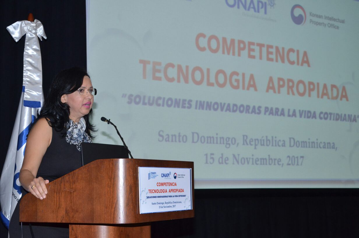 Sandy Lockward, Directora General de la Oficina Nacional de la Propiedad Industrial (ONAPI).