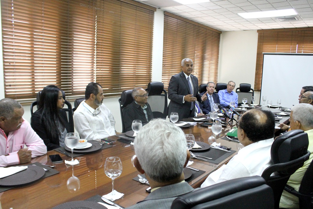 Encuentro de intención con el objetivo de crear programas de capacitación técnica y superior en el área de investigación agrícola