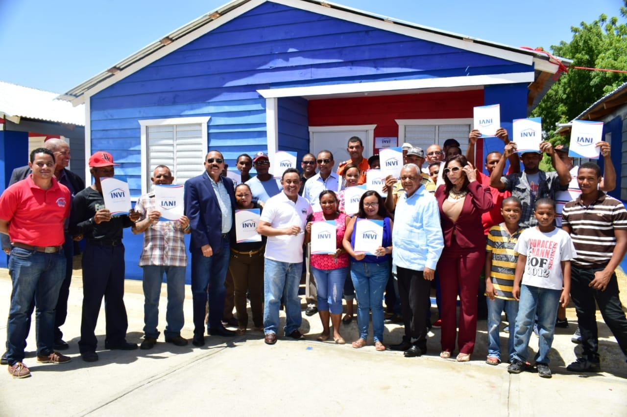 Entrega de viviensas del INVI en proyecto habitacional “Villa Esperanza Cana Chapetón”