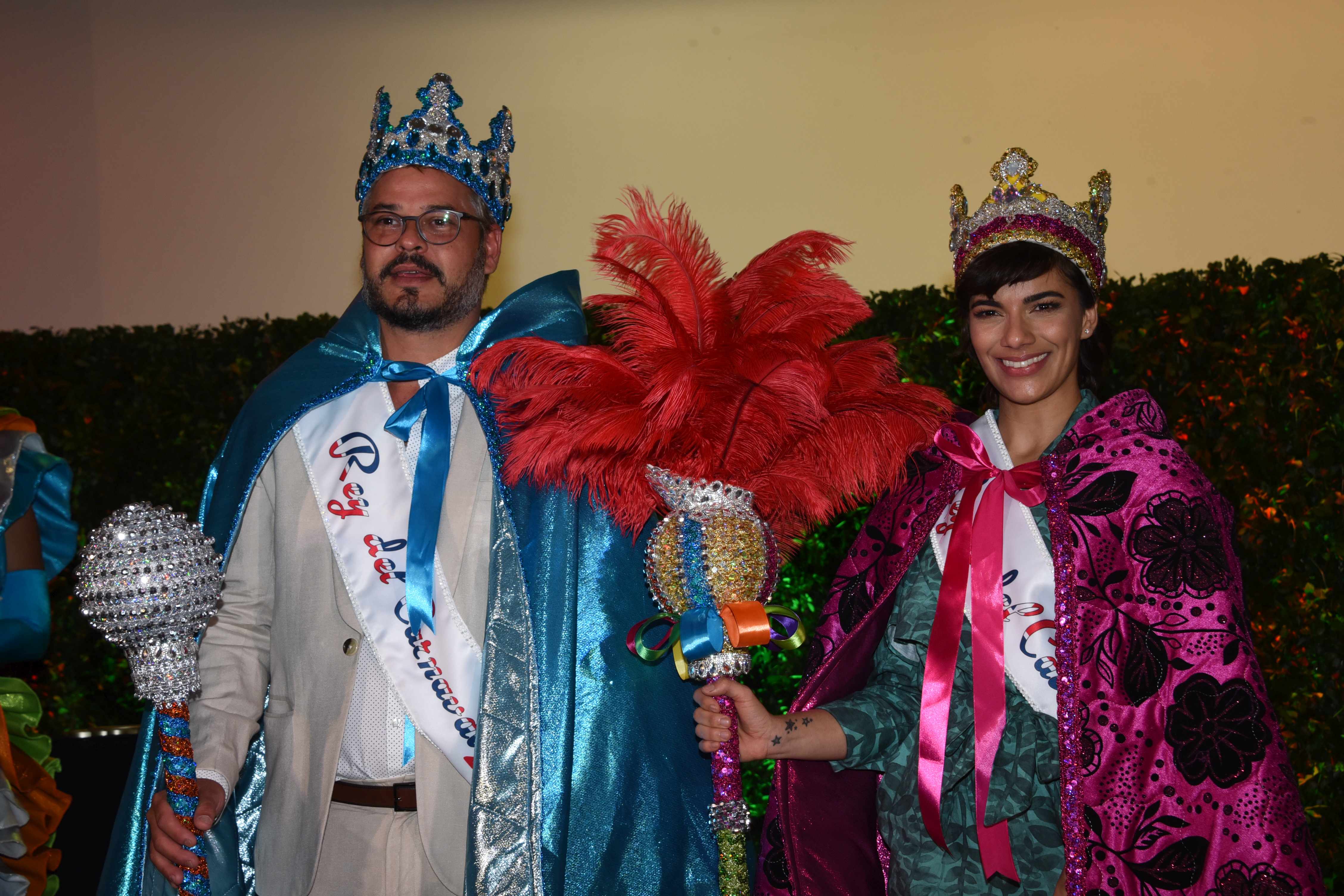 Frank Perozo y Nashla Bogaert, rey y reina del Desfile Nacional de Carnaval 2019