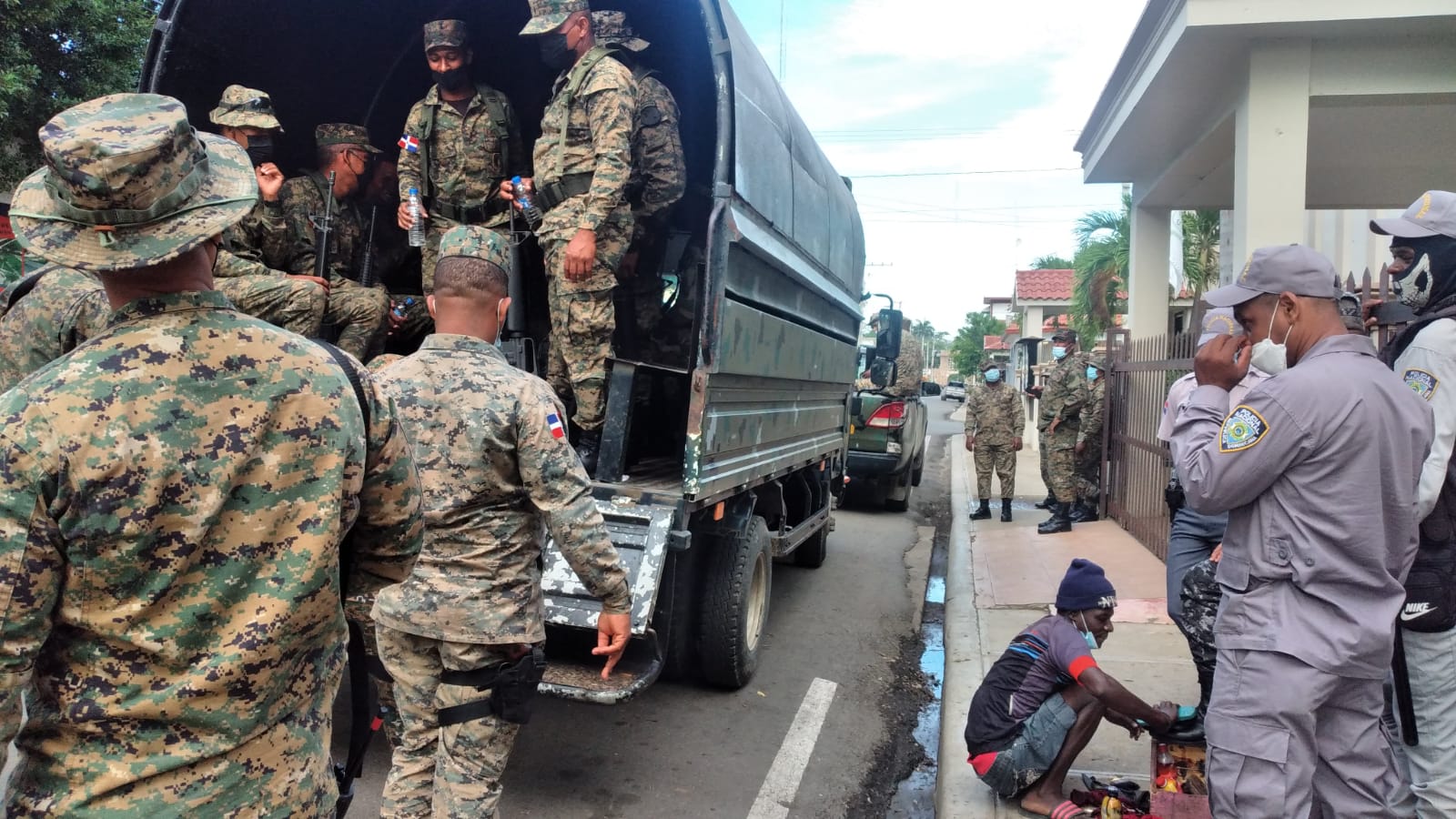 Militarizan Centro De Dajabón Previo A La Marcha Contra Construcción De ...