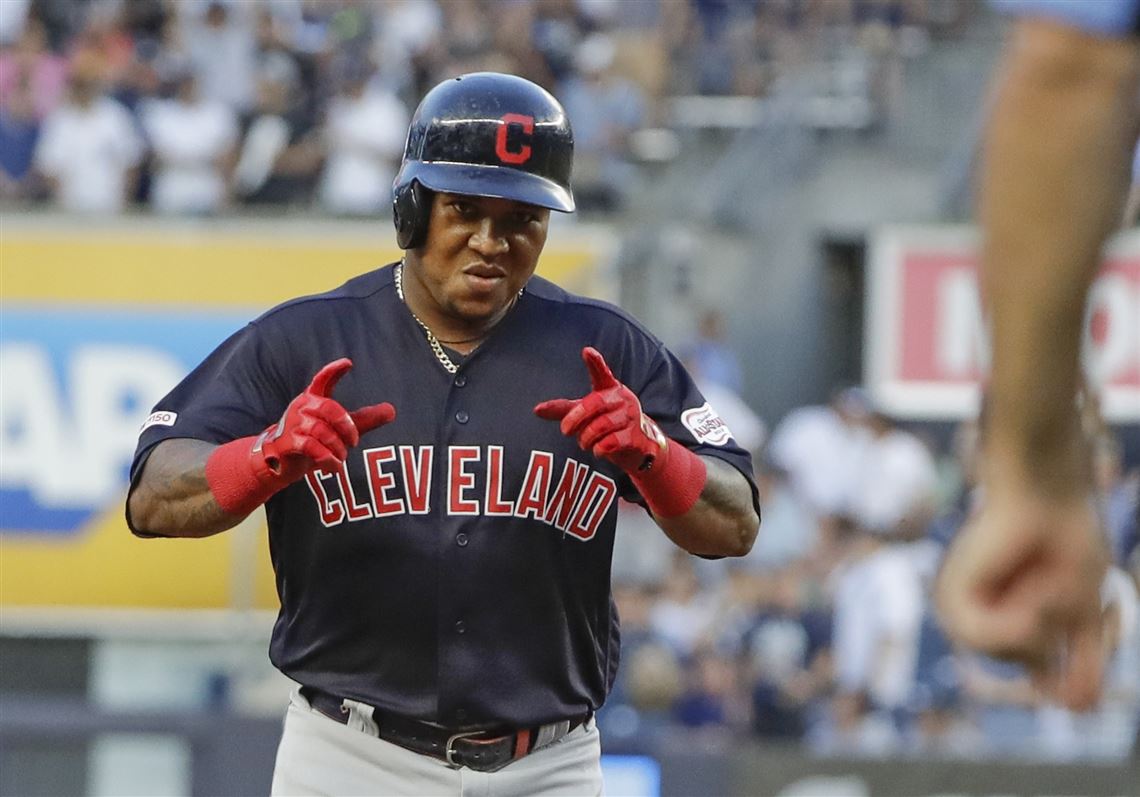 Cleveland ficha al dominicano Ramírez y descarta al puertorriqueño Pérez