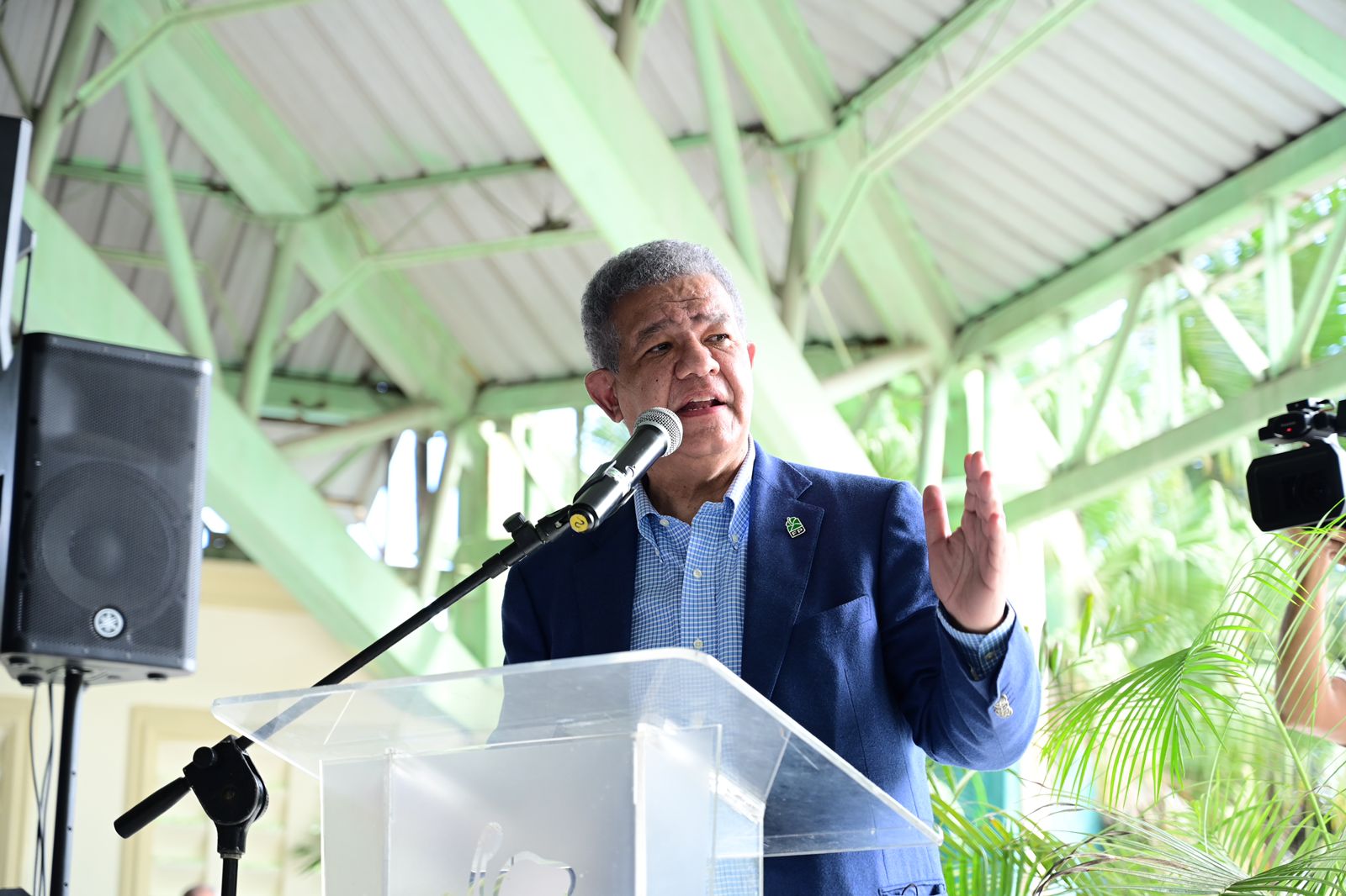 Leonel Fernández: "Comer es primero, pero eso no lo están entendiendo desde el  gobierno"