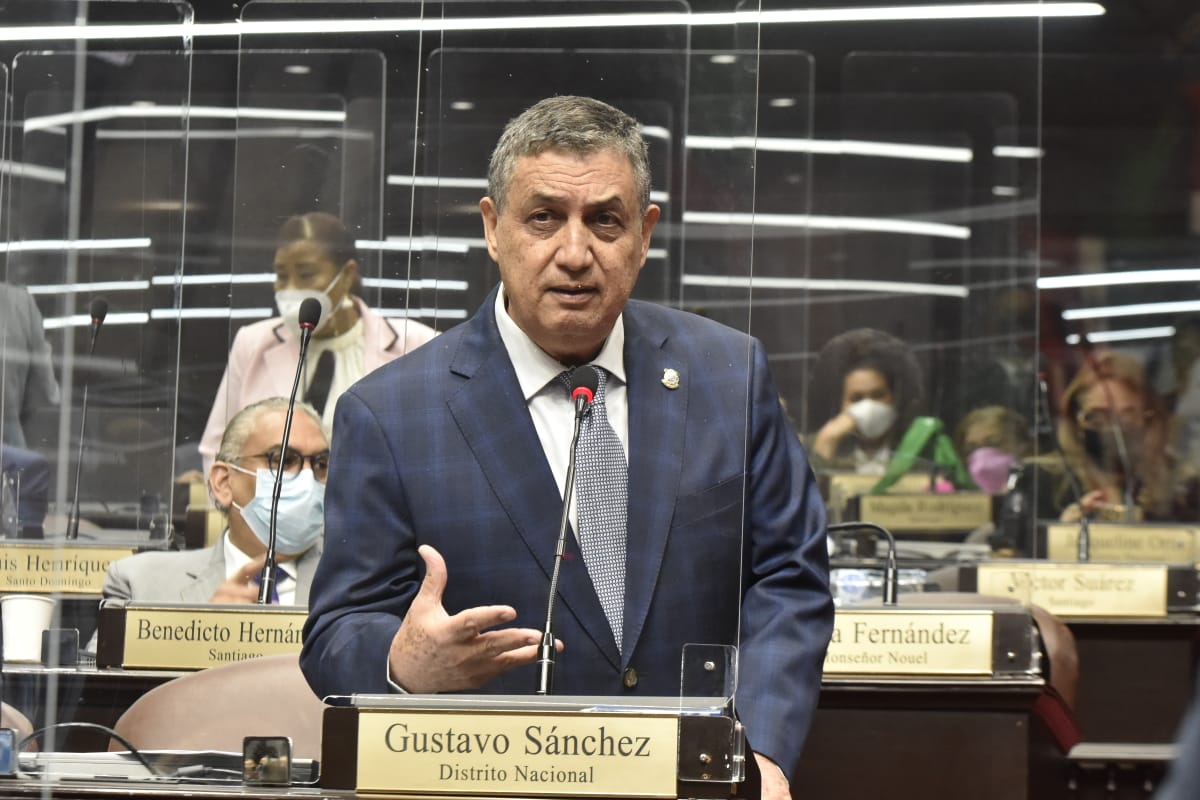 Gustavo Sánchez, recordó que el plazo para cumplir con este mandato constitucional concluye el próximo 30 abril.