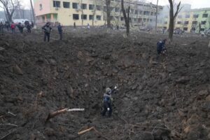 La UE sigue estrechamente el posible uso ruso de químicos en Mariúpol. Foto; fuente externa.